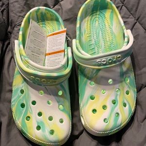 Green marble CROCS. Never worn!! Size 9.